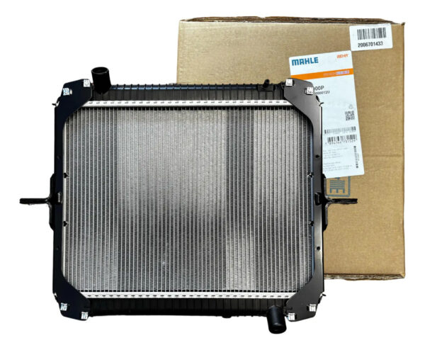 Radiador Mercedes Benz L 98 - 712 914 - 915 Año 2005