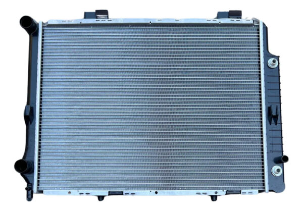 Radiador Mercedes Benz  320 E W210 Nafta Año 95-00