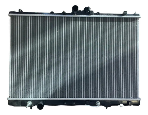 Radiador Mitsubishi Space Wagon 2.0 Año 99-2003