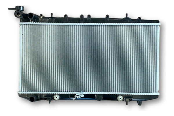 Radiador Nissan Sentra 1.6 N B13 92/95 Automatico